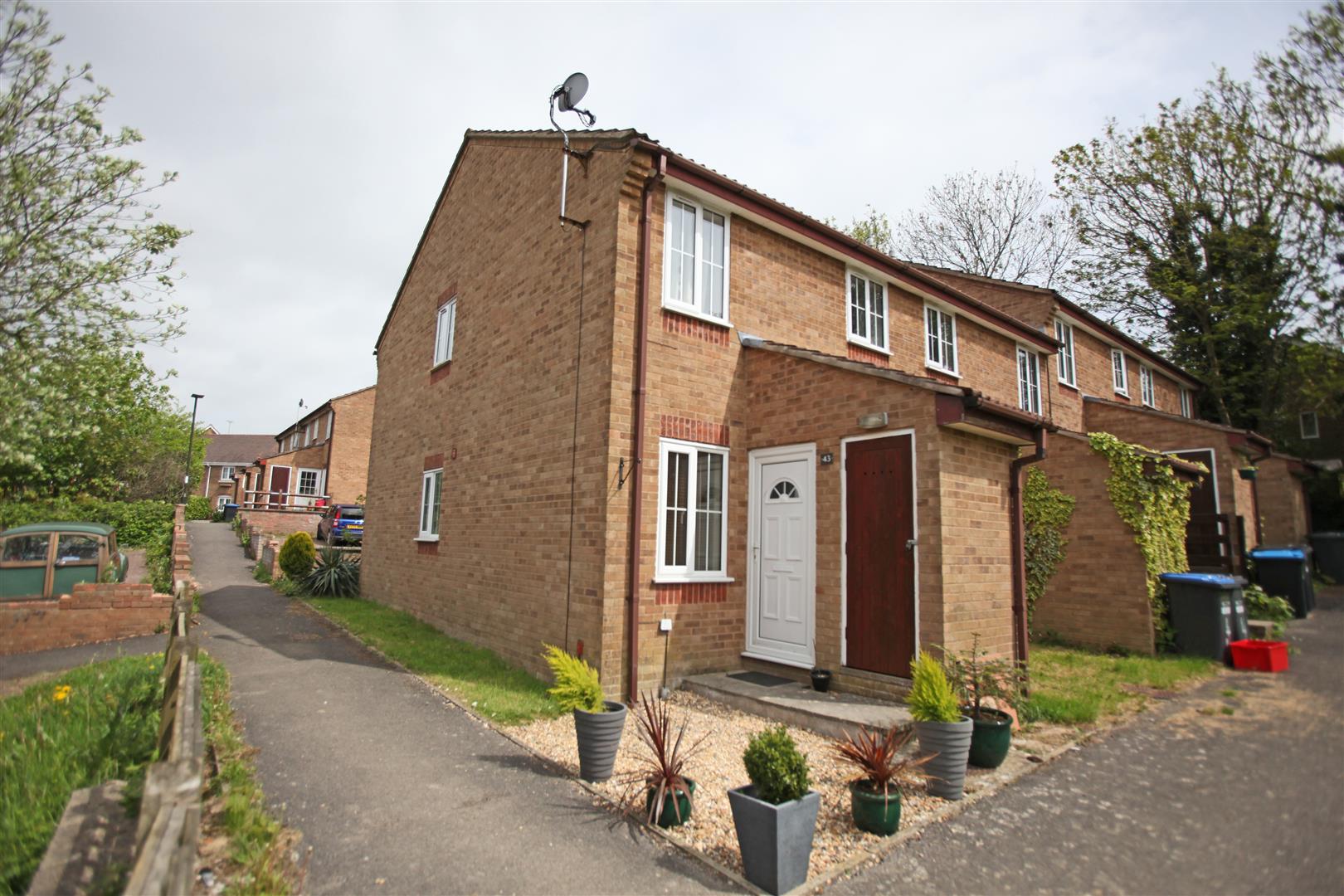 Colwell Gardens, Haywards Heath, RH16 , 1 bed, Type unknown, RH16 4HG